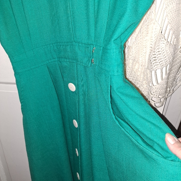 Vintage JCPenneys Worthington Kelly Green Romper Dress - Picture 1 of 4